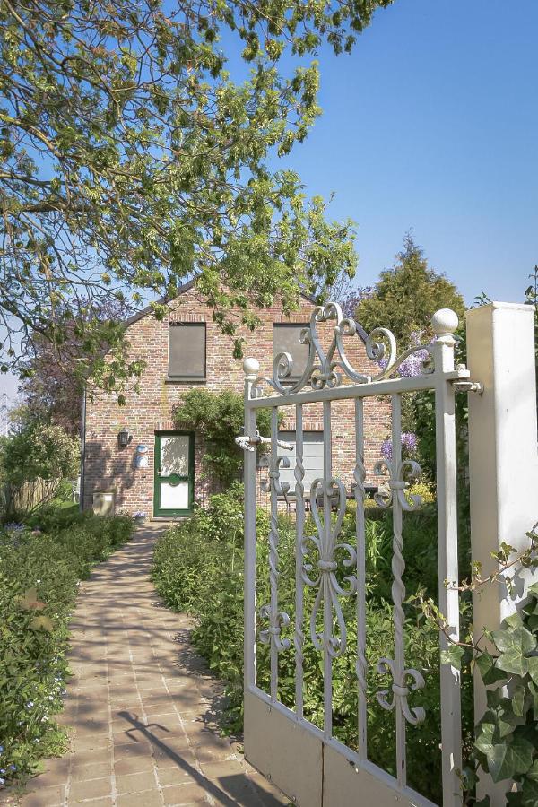 Land S' End Villa Philippine Bagian luar foto